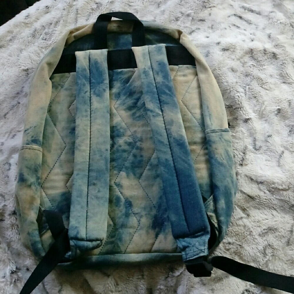 Backpack - Picture 2 of 2